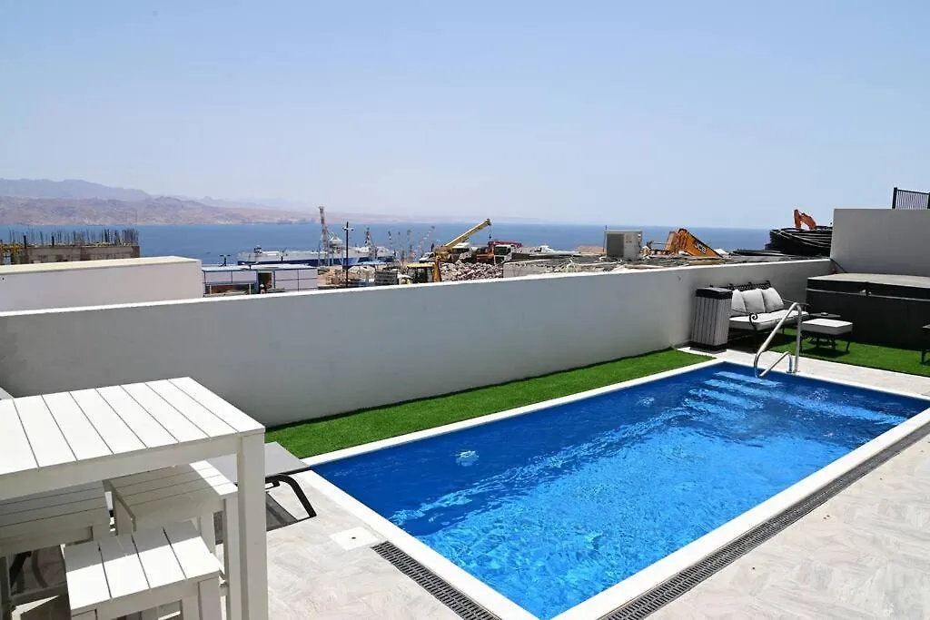 Villa עלמת החן וילה מפנקת הכוללת בריכה וג'קוזי עם נוף מלא לים - By Seaelo Vila Eilat Israel